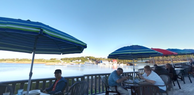 Opinii despre Carr's Oyster Bar în Stanley Bridge - Hospitality and gastronomy