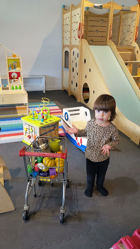 Canada, 1502 E Hastings St, Vancouver, BC V5L 0B8