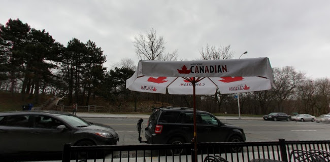 Mackenzies High Park - Toronto