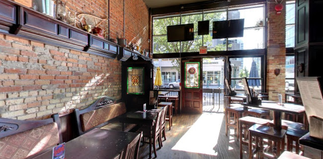 Opinii despre St. James Corner Restaurant & Irish Pub în Calgary - Hospitality and gastronomy