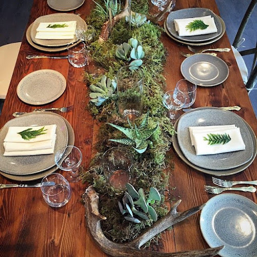 BOY WITH A KNIFE - Richmond