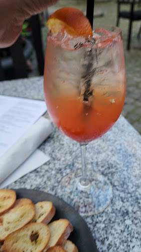 537 Sussex Dr, Ottawa, ON K1N 6Z6