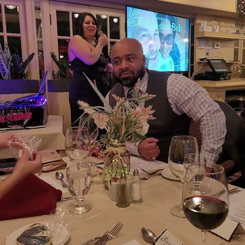 Bailey's Restaurant - Winnipeg