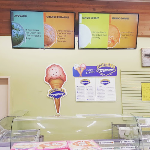 Opinii despre Honey Bee Ice Cream în Red Deer - Hospitality and gastronomy