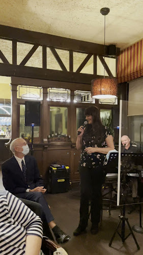 630 Des Meurons St, Winnipeg, MB R2H 2P9