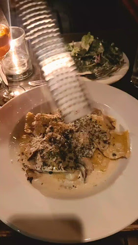 Opinii despre Il Corsaro Pasta Bar în Maple Ridge - Hospitality and gastronomy