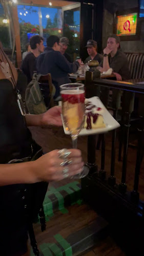 Comentarii opinii despre Queens Cross Pub