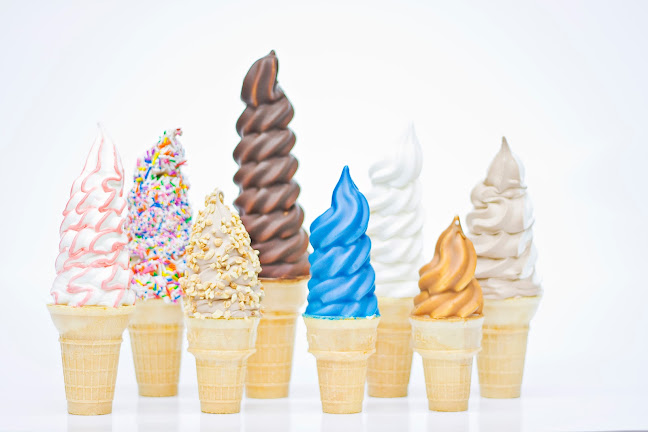 Opinii despre Tom's Dairy Freeze în Etobicoke - Hospitality and gastronomy