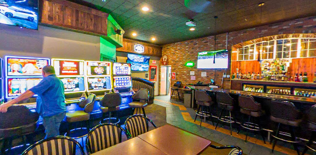 Specklebellys Pub & Eatery