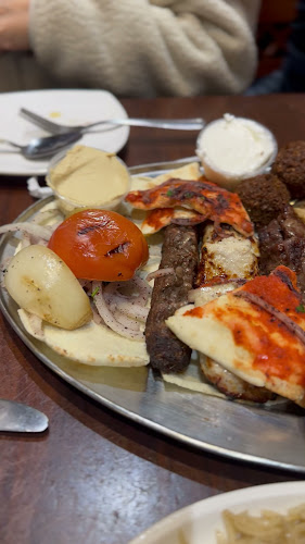 Opinii despre Paramount Fine Foods în Vancouver - Hospitality and gastronomy