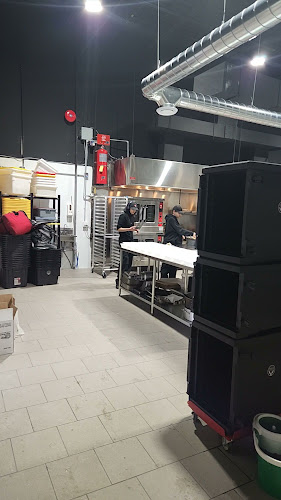 589 Steven Ct unit #1, Newmarket, ON L3Y 6Z3