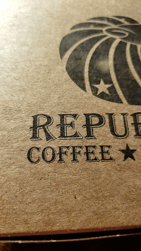 Opinii despre Republica Coffee Roasters Cloverdale în Surrey - Hospitality and gastronomy