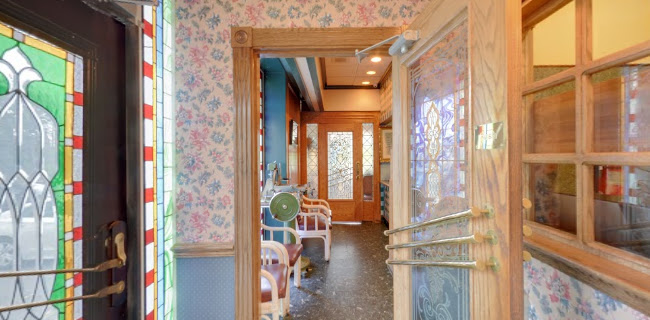 1035 Eglinton Ave E, Mississauga, ON L4W 1K4