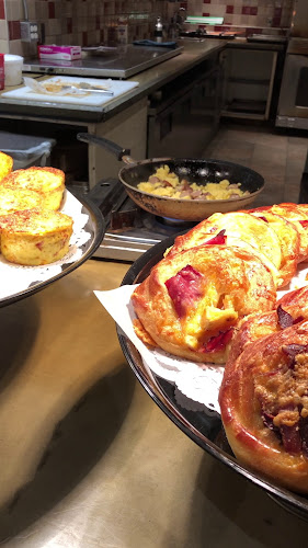 Sunterra Market, Commerce Place