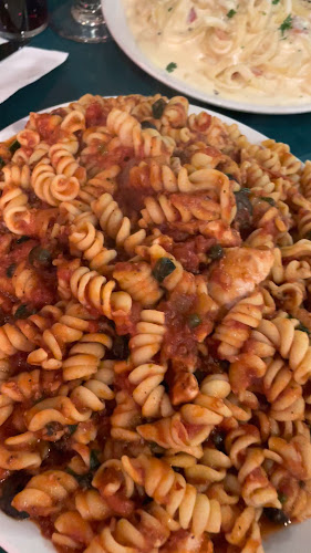 Opinii despre Anton's Pasta Bar în Burnaby - Hospitality and gastronomy