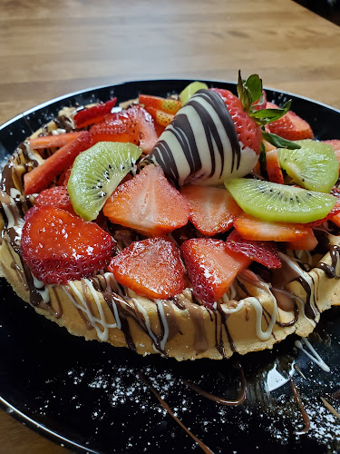 Opinii despre MKM Cafe & Dessert în Mississauga - Hospitality and gastronomy