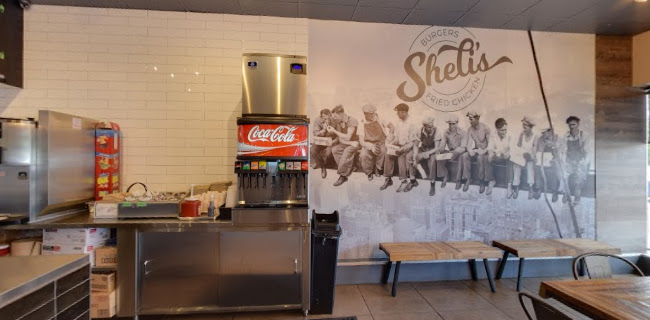 Opinii despre Sheli's Burgers & Fried Chicken în Thornhill - Hospitality and gastronomy