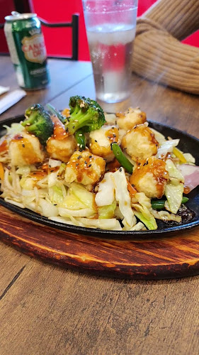 Opinii despre Young's Kitchen Sushi în Mission - Hospitality and gastronomy