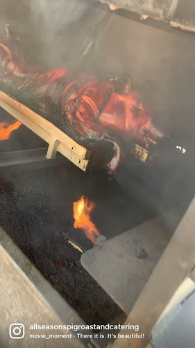 Comentarii opinii despre All Seasons Pig Roast & Catering