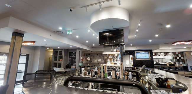 Southland Yard Bar and Table - Hospitality and gastronomy