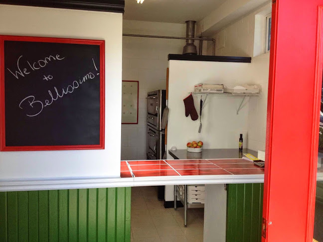 Opinii despre Bellissimo! Pizza în Kelowna - Hospitality and gastronomy