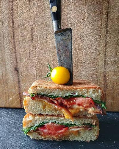 979 Cameron St, Cumberland, ON K4C 1A1