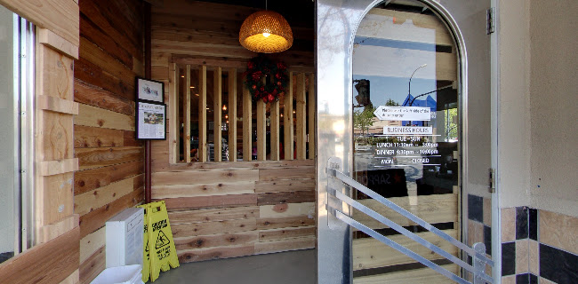 Sushi Umi (North Vancouver) - North Vancouver