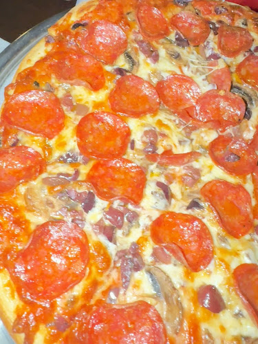 Opinii despre Bugsy's în St. Catharines - Hospitality and gastronomy