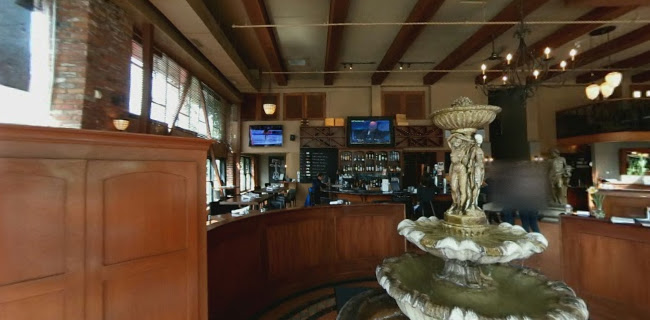 Moxies Victoria Restaurant - Hospitality and gastronomy