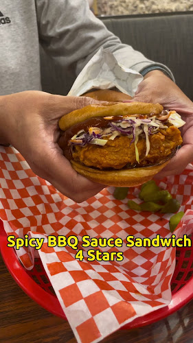 Opinii despre Beaks Chicken (East Regina) în Regina - Hospitality and gastronomy