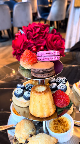 Opinii despre Hutch Cafe în Calgary - Hospitality and gastronomy