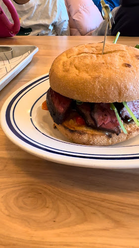 MEAT - Hospitality and gastronomy