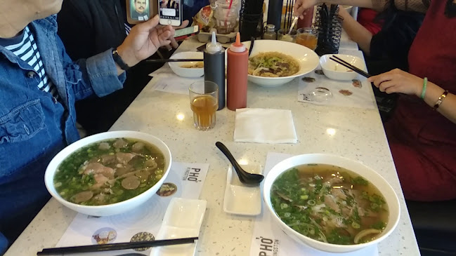 Opinii despre Pho Kingston în Kingston - Hospitality and gastronomy