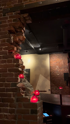 Fiamo Pizza & Wine Bar