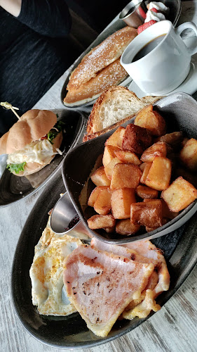 Opinii despre Annina's Bakeshop & Catering în Uxbridge - Hospitality and gastronomy