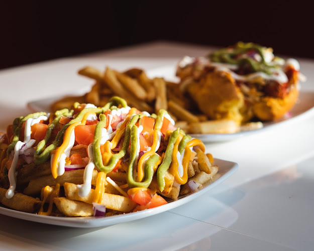 Opinii despre Hollywood Cone în Whitby - Hospitality and gastronomy