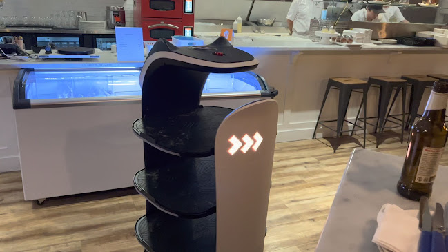 Antico Pizza Napoletana - Hospitality and gastronomy