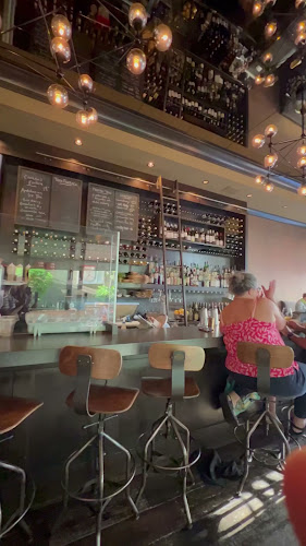 Opinii despre Bodega în Victoria - Hospitality and gastronomy