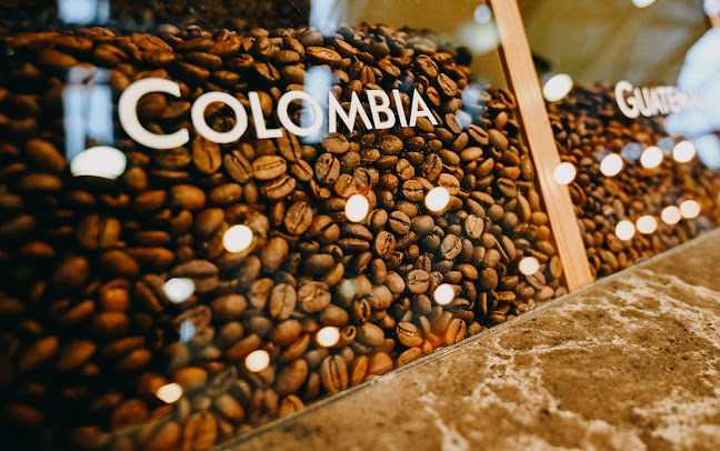 Opinii despre Petit Ami în Vancouver - Hospitality and gastronomy