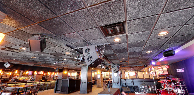 Comentarii opinii despre On The Rocks