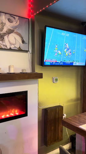 Opinii despre Chit Chat Burger Bar în Vancouver - Hospitality and gastronomy