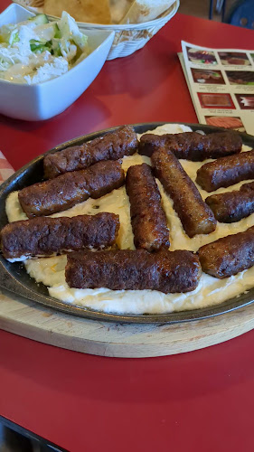 1919 f 31 St SE, Calgary, AB T2B 0S8