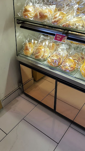 Kam Do Bakery - Richmond