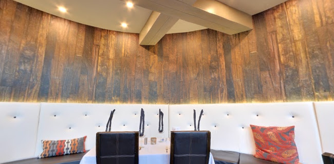 Eight Zero Zero Resto Lounge