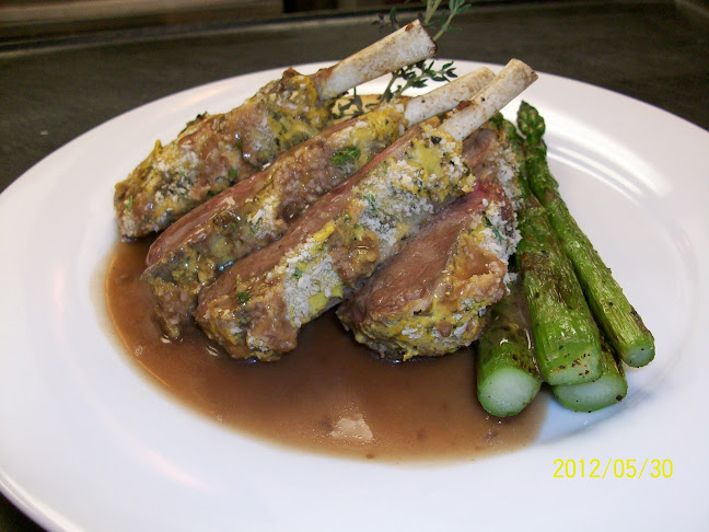 Comentarii opinii despre TaZa Grill + Bar