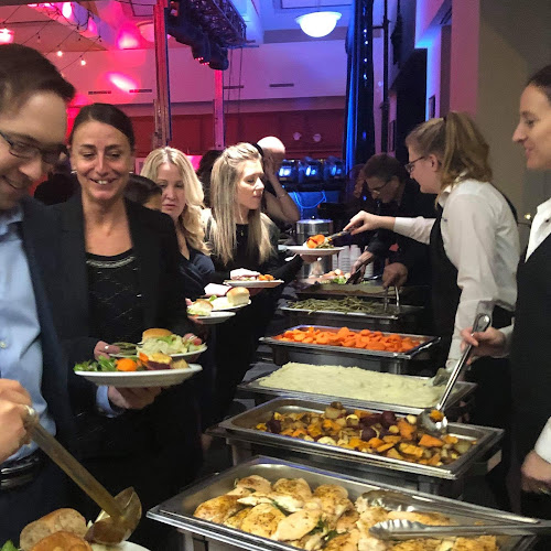 Opinii despre L'Amour Catering Kingston în Kingston - Hospitality and gastronomy