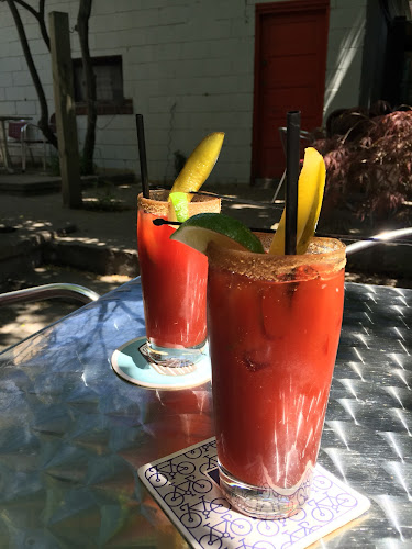 331 Roncesvalles Ave, Toronto, ON M6R 2M8