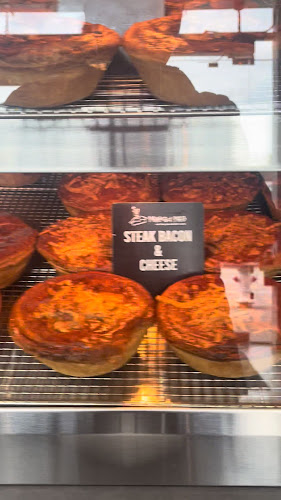 Peaked Pies Burnaby Heights - Hospitality and gastronomy