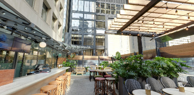 Opinii despre Walrus Pub & Beer Hall în Toronto - Hospitality and gastronomy