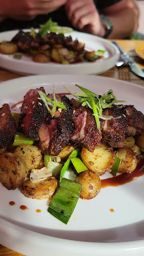 Opinii despre Undefined în Hamilton - Hospitality and gastronomy